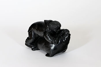 Man Fighting Walrus (#0770) by Pinnie Nuktialuk vendu pour $344