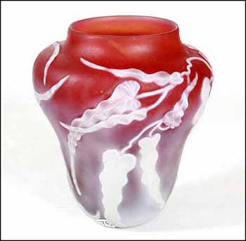 Vase with Foliage (03076/2013-2944) by Karl Schantz vendu pour $216