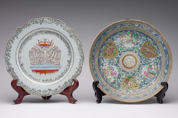 Two Chinese Export Famille Rose Dishes, 18th/19th Century par  Chinese Art