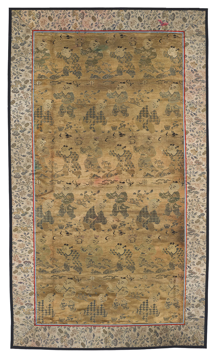 A Chinese Silk 'Hundred Boys' Panel, 18th Century par  Chinese Art