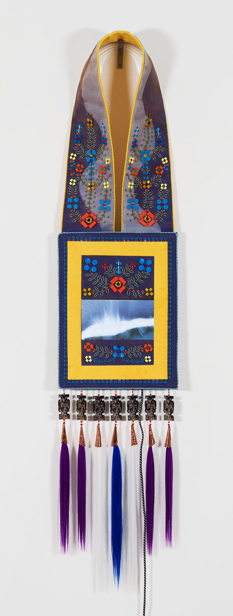 Bandolier for Gichi-ziibi (Big River), Ottawa River par Barry Ace