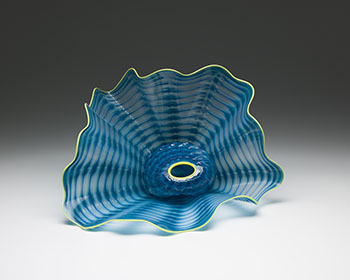 Misty Persian Pair by Dale Chihuly sold for $10,000