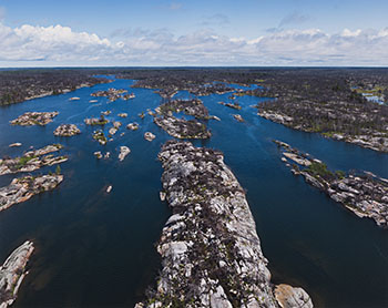 Burnt Islands, 45°55'38
