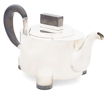 Teapot by Per Sax Moller vendu pour $2,750
