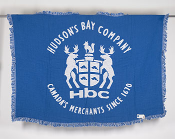 HBC Blanket, coat of arms, blue and white by Hudson's Bay Company  vendu pour $7,500