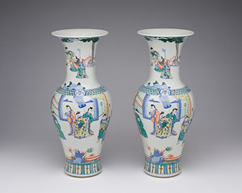 A Pair of Chinese Doucai ‘Figural’ Baluster Vases, Kangxi Mark, Early 20th Century Dynasty par  Chinese Art