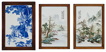 Three Chinese Porcelain Enamelled Panels, 20th Century par  Chinese Art