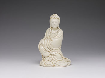 A Chinese Blanc-de-Chine Figure of Guanyin, 18th Century par  Chinese Art