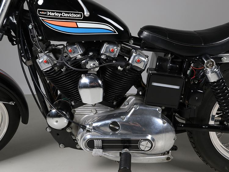 XLCH Sportster (1972) by Harley-Davidson Motor Company