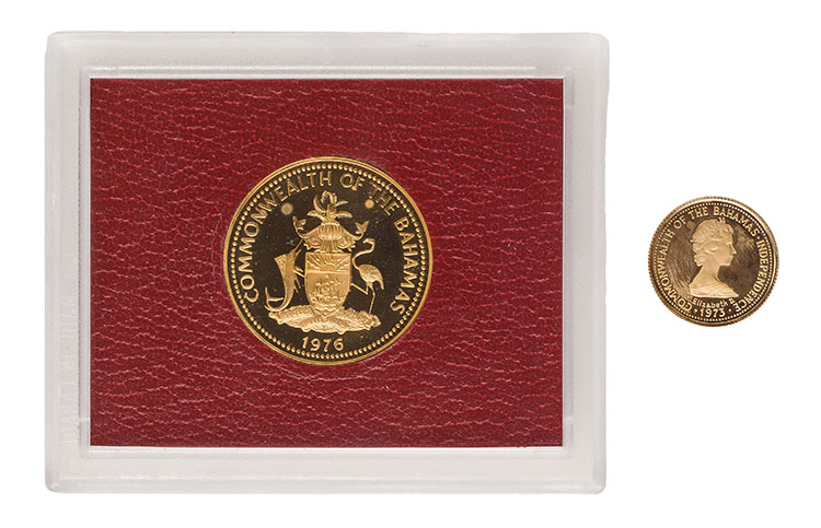 British Commonwealth Gold Proof 100 Dollars 1976 and Gold Proof 100 Dollars 1977 by  Bahamas