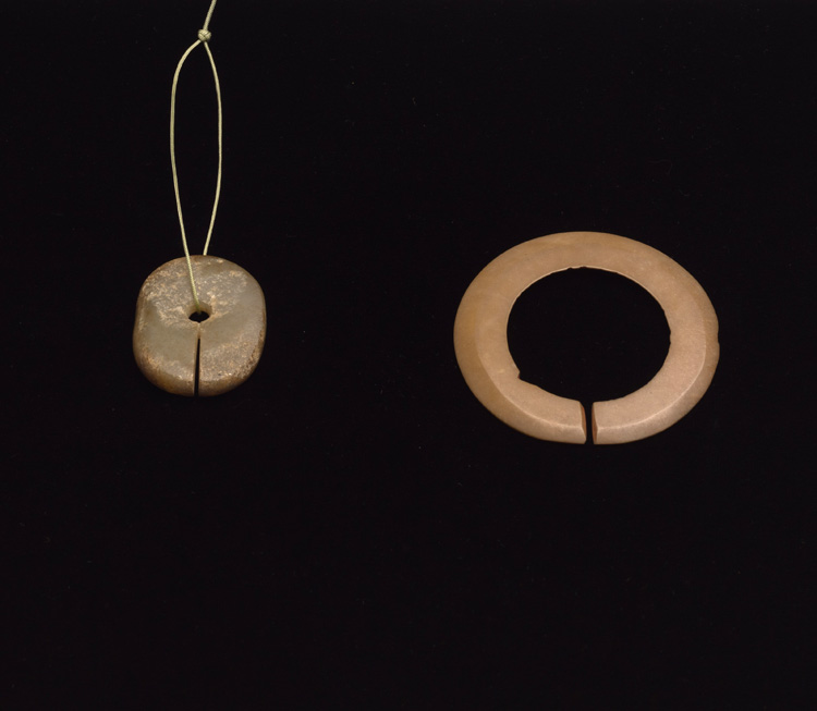 Two Chinese Jade Slit Discs, Shang To Han Dynasty par  Chinese Art