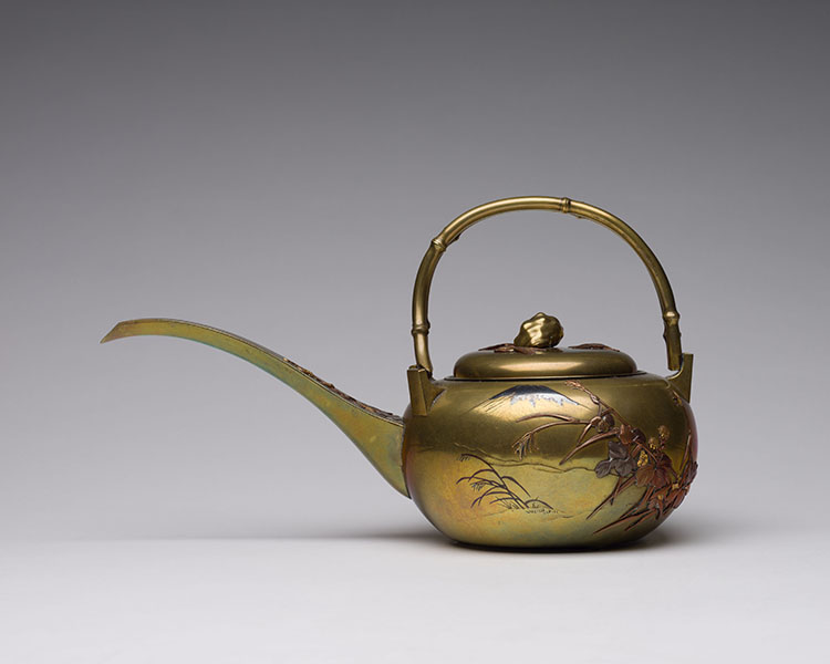 A Japanese Takazogan Mixed-Metal Inlay Teapot and Cover, Signed, Meiji Period, Early 20th Century par  Japanese Art