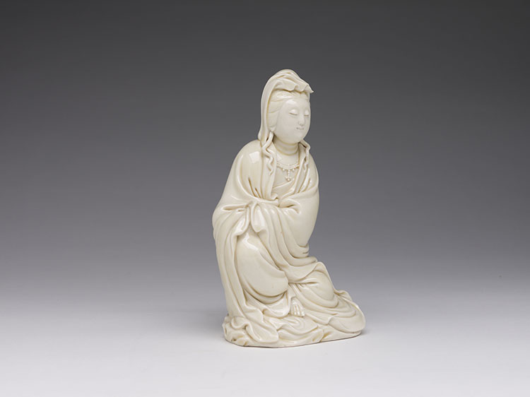 A Chinese Blanc-de-Chine Figure of Guanyin, 18th Century par  Chinese Art