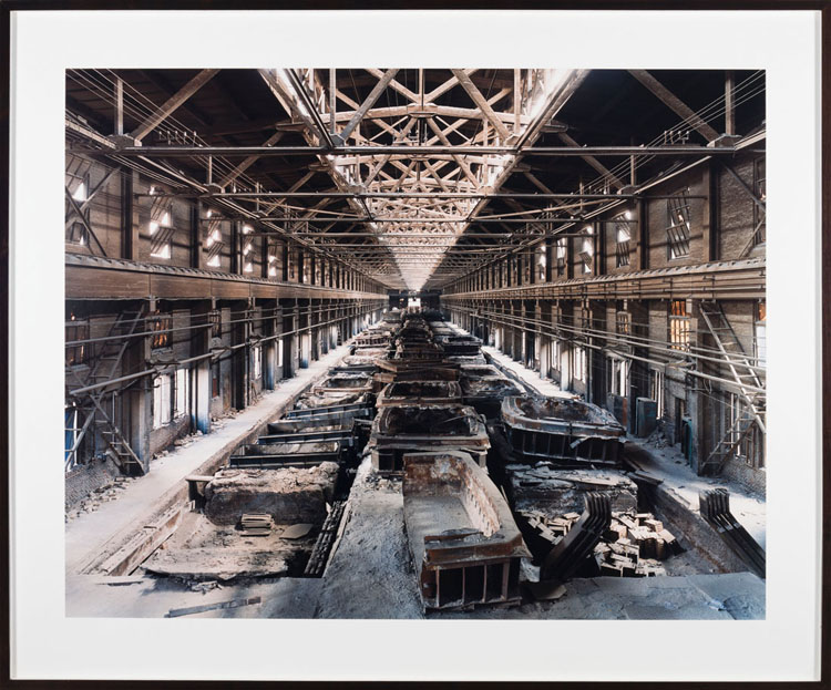 Old Factories #9, Fushun Aluminum Smelter, Fushun City, Liaoning Province, China par Edward Burtynsky