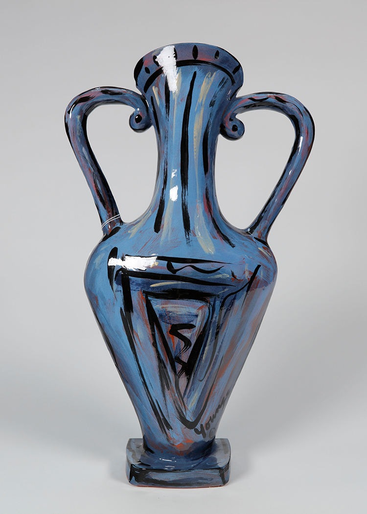 Flat face vase No. 613 by Kathryn Youngs