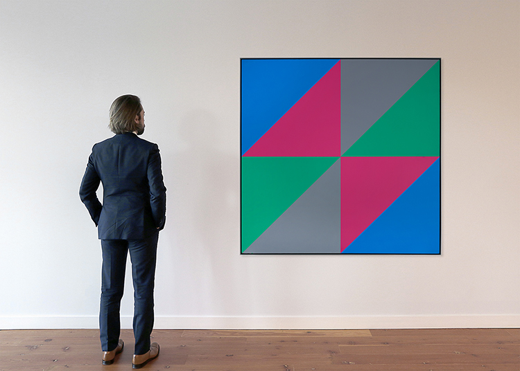 Triangle binaire bleu by Guido Molinari